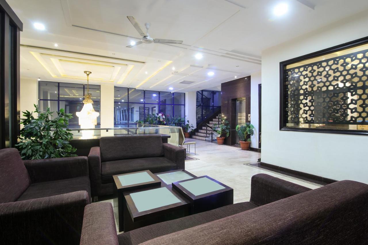 Hotel Madhushrie Agra  Exterior photo